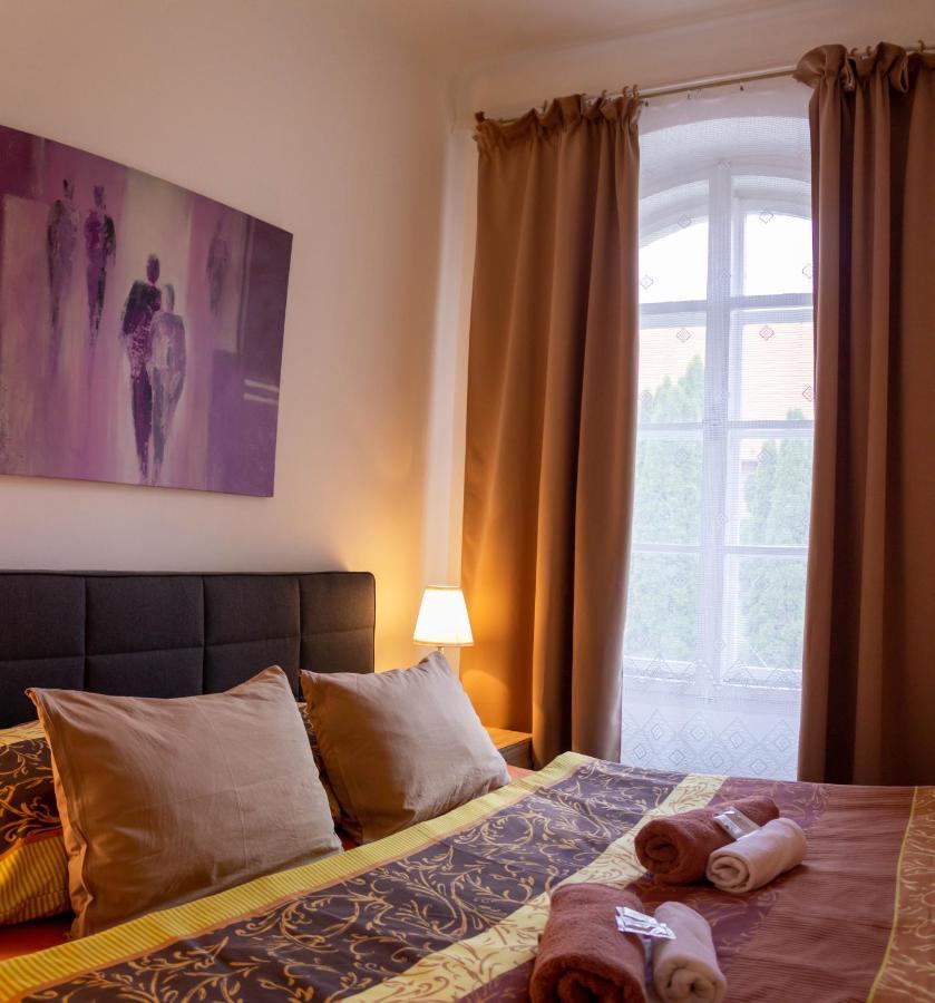 Hotel Rychta Netolice ภายนอก รูปภาพ