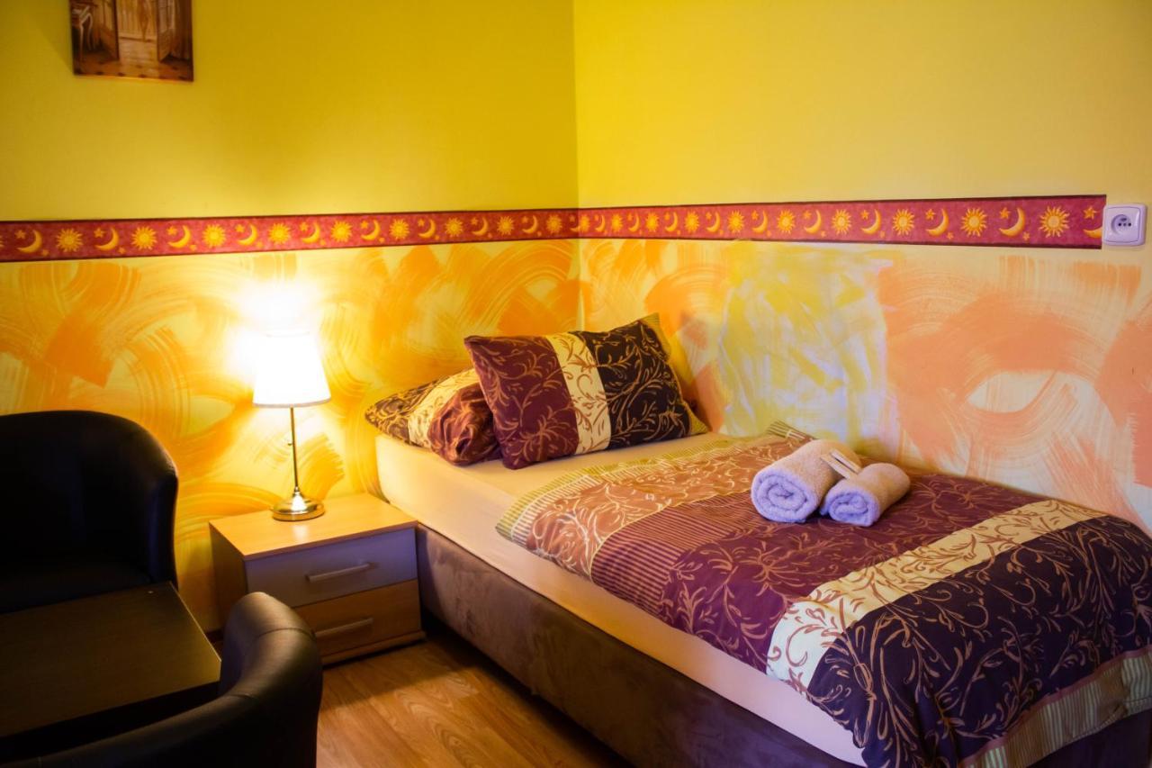 Hotel Rychta Netolice ภายนอก รูปภาพ