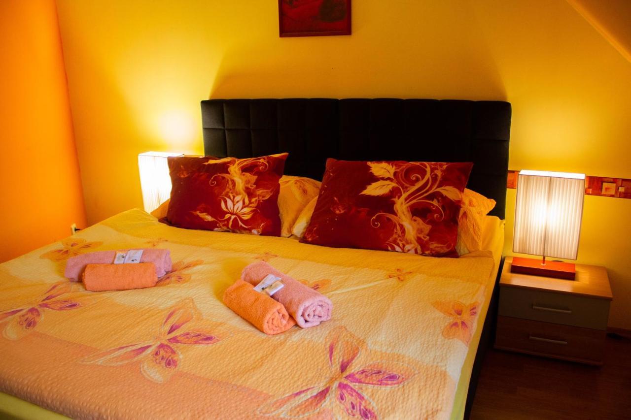 Hotel Rychta Netolice ภายนอก รูปภาพ